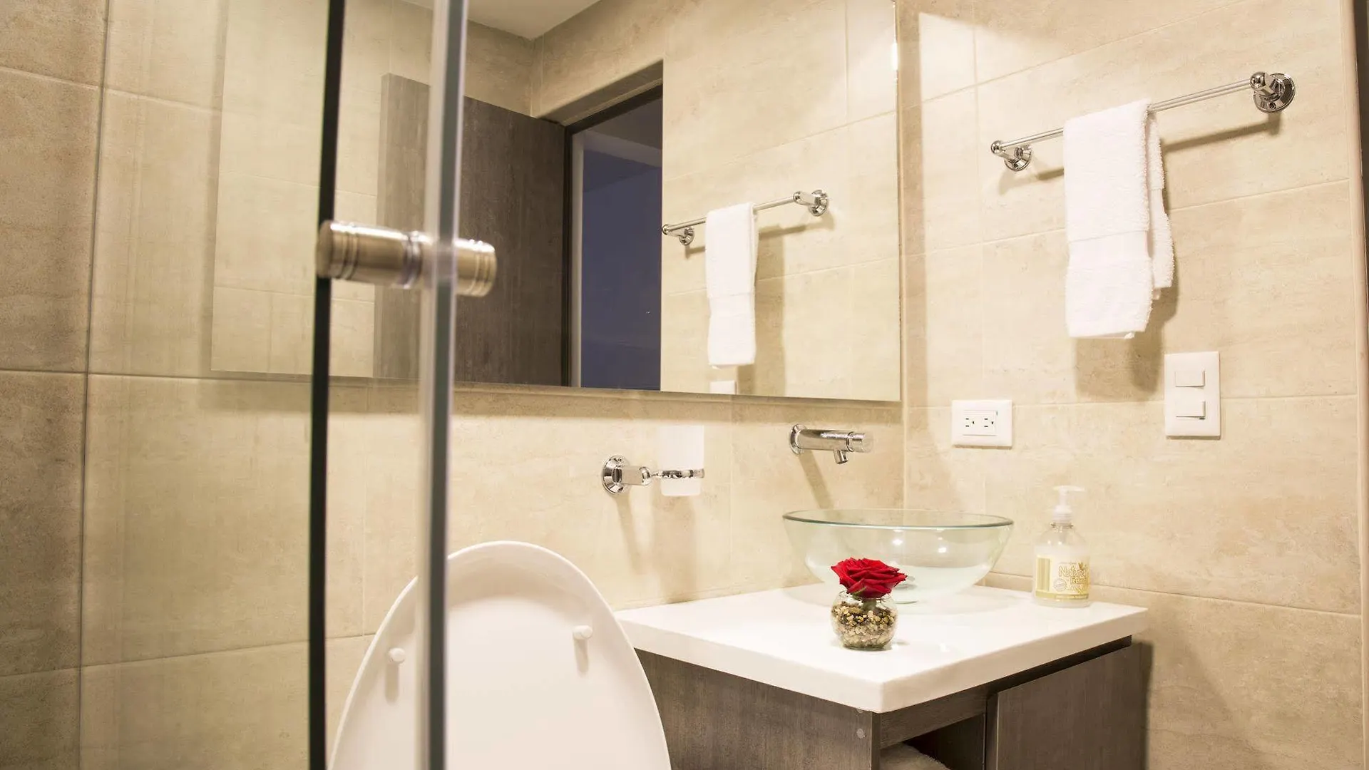 Agora Suites Self-Service Boutique Hotel Богота